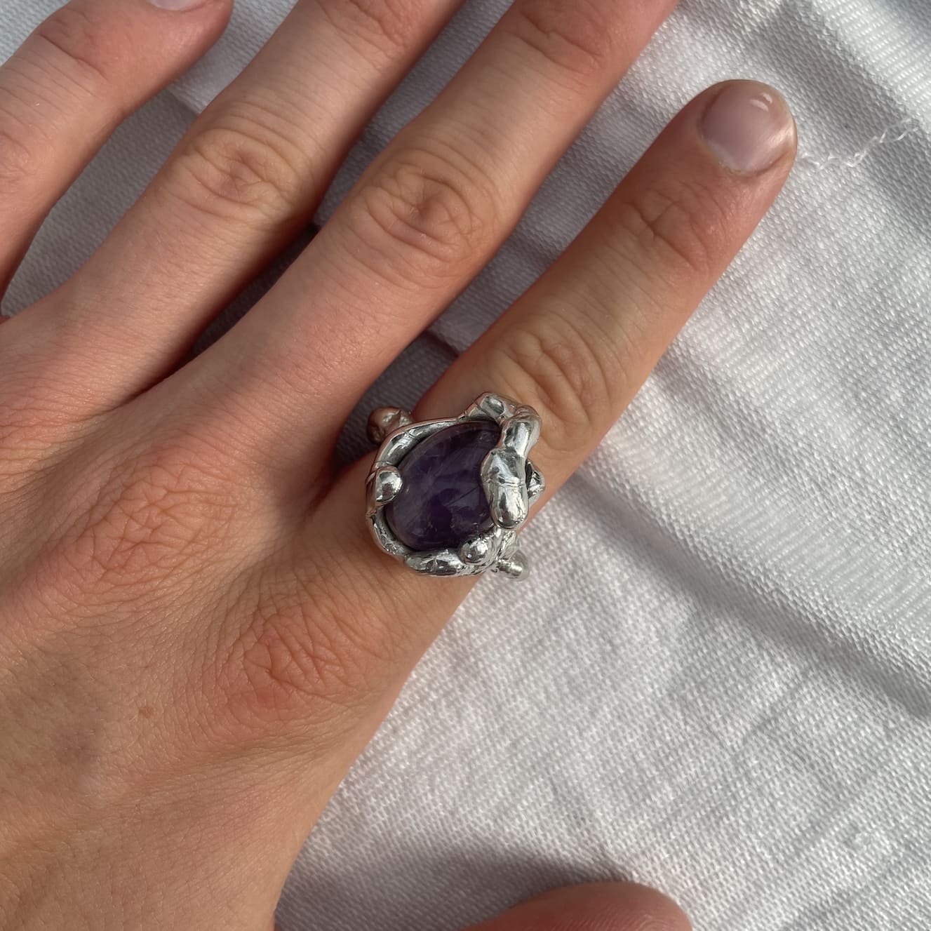 Classy Amethyst Ring - verdintils