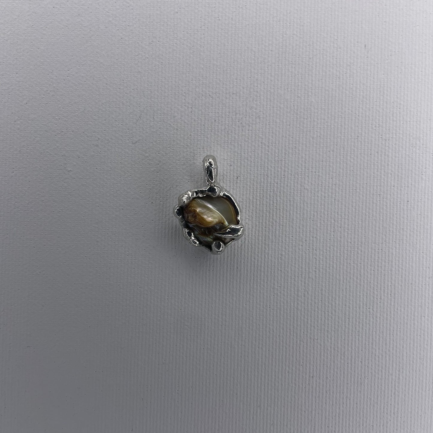 (03) nugget pendant - verdintils