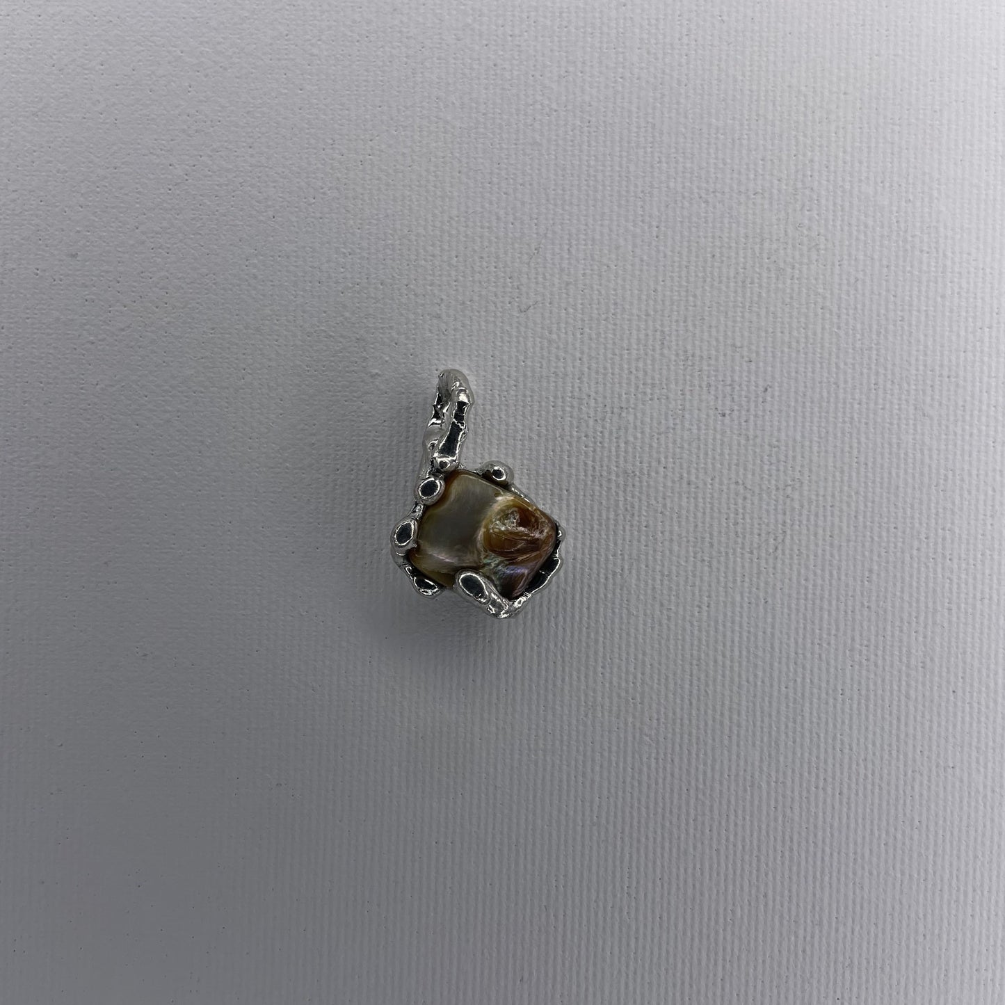 (06) nugget pendant - verdintils