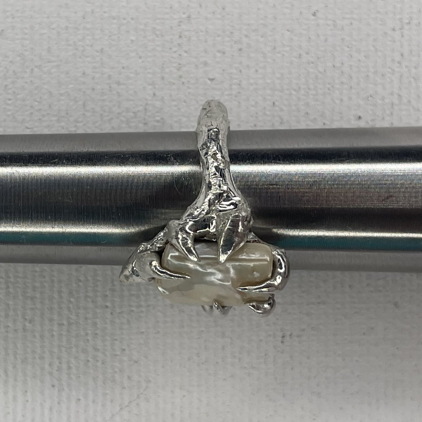 captured nacre ring