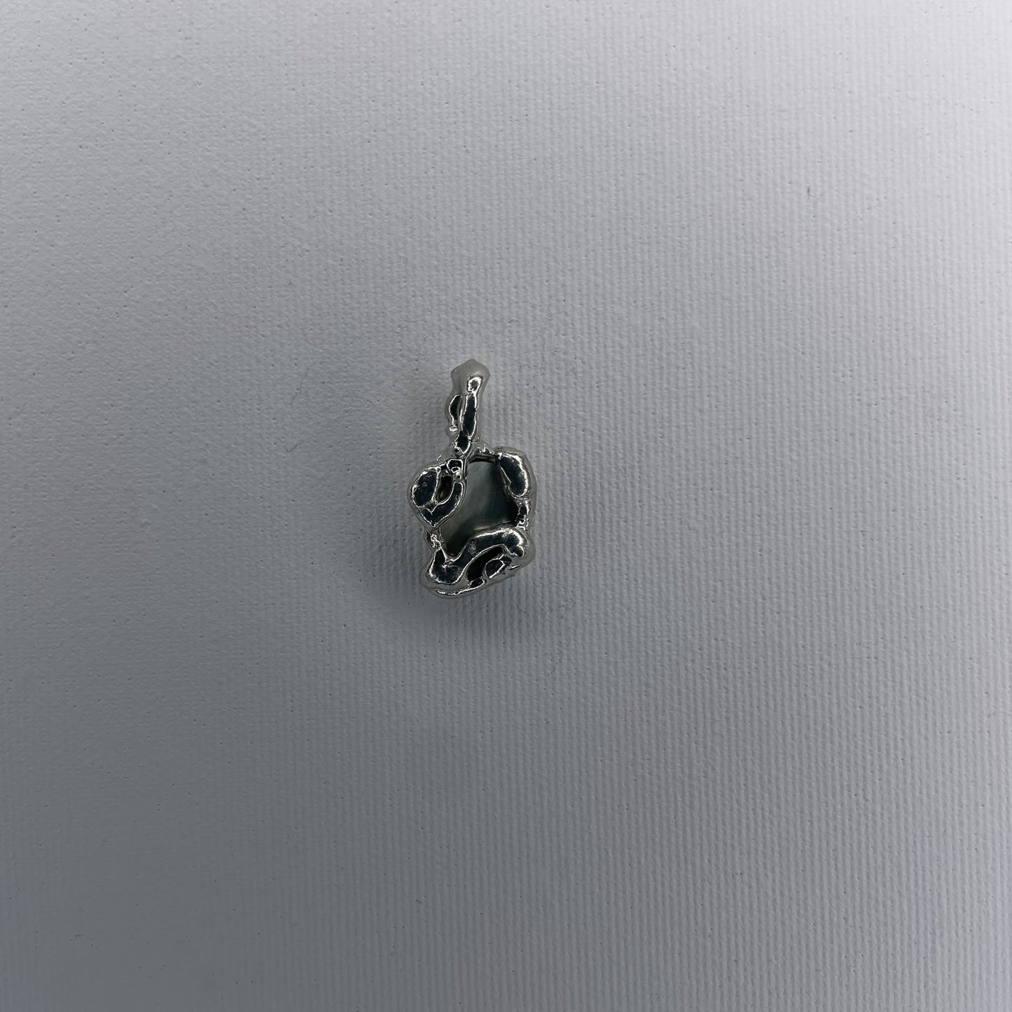 chrome nacre pendant - verdintils