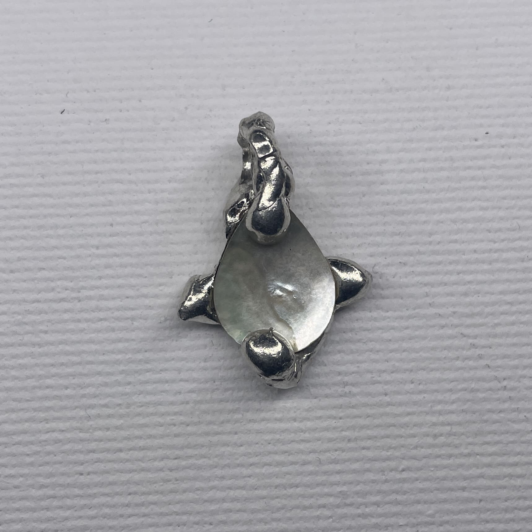 small shell pendant - verdintils