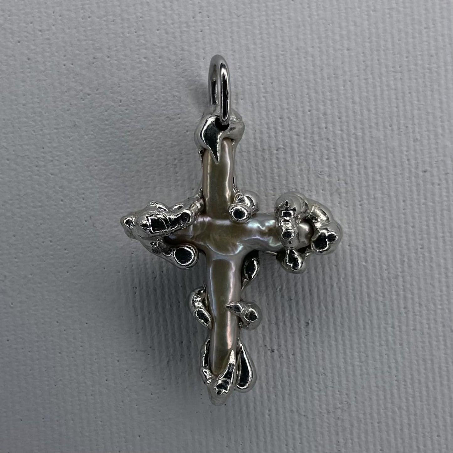 pearl cross pendant - verdintils